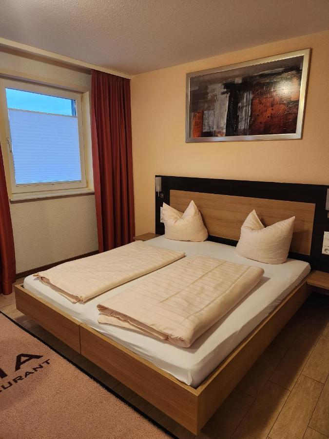 Hotel La Baia Cochem Phòng bức ảnh